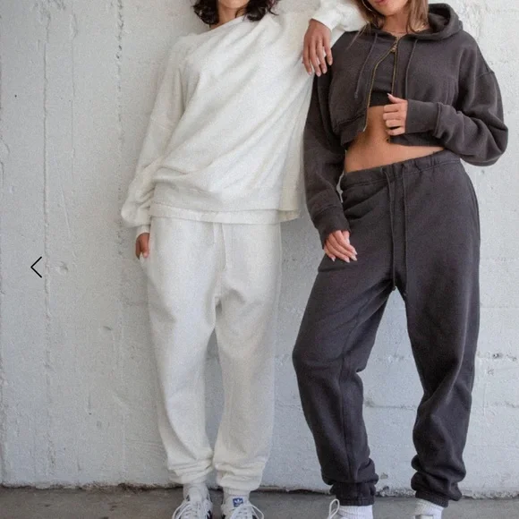 NWT Elwood unisex Core Sweatpants & Sweatshirt - Picture 1 of 10